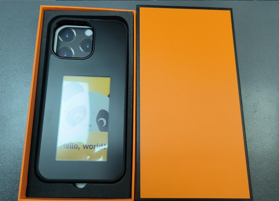 e-ink-phone-case
